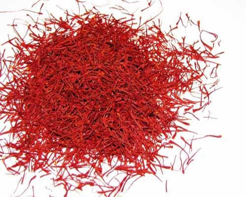 تصویر 4 از زعفران طلایی ایران دارای رشته های قرمز و بلند